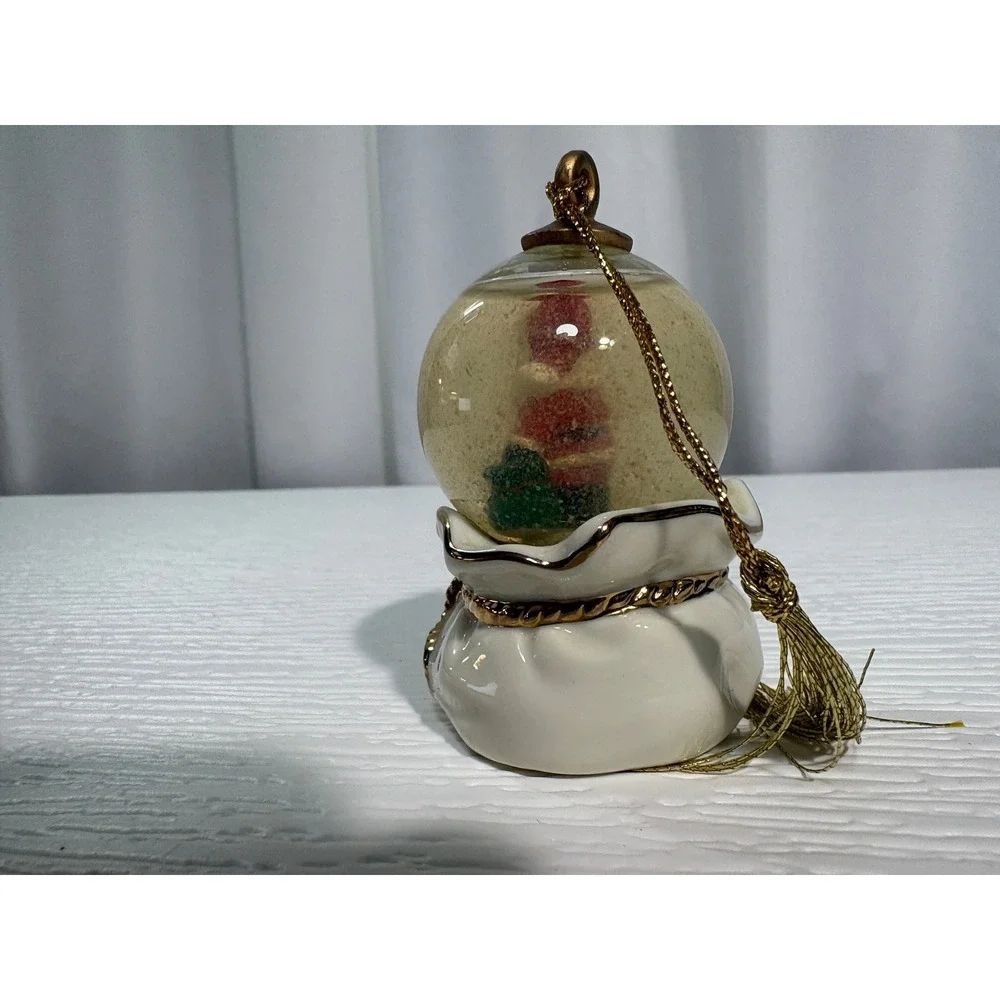 Mikasa Holiday Magic Santa Snow Globe Ornament Fine China FK015 Gold Trim S0040